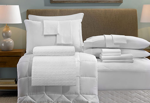 http://www.shophampton.com/images/products/lrg/hampton-bed-bedding-set-HAM-101_lrg.jpg